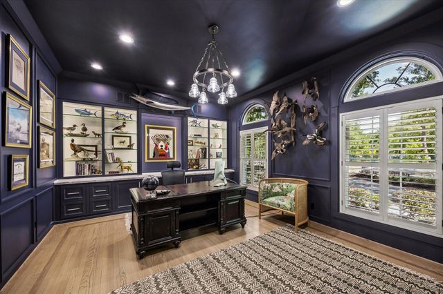 597 Piney Point Road, Piney Point Village, TX 77024