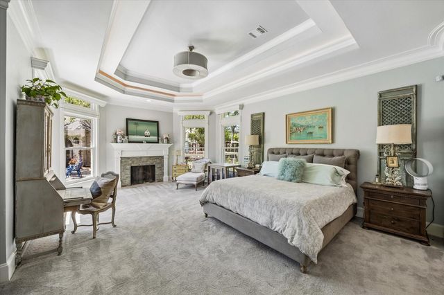 597 Piney Point Road, Piney Point Village, TX 77024