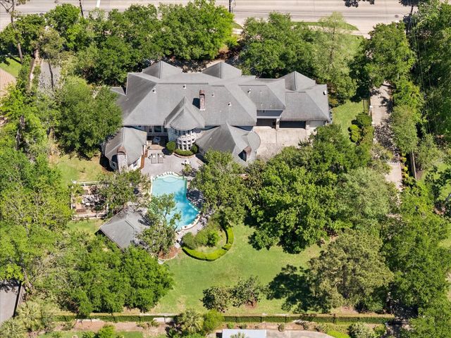 597 Piney Point Road, Piney Point Village, TX 77024