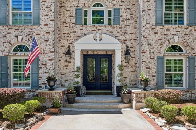 597 Piney Point Road, Piney Point Village, TX 77024
