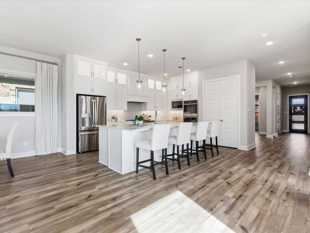 4800 Cypress Thorn Drive, Arlington, TX 76005