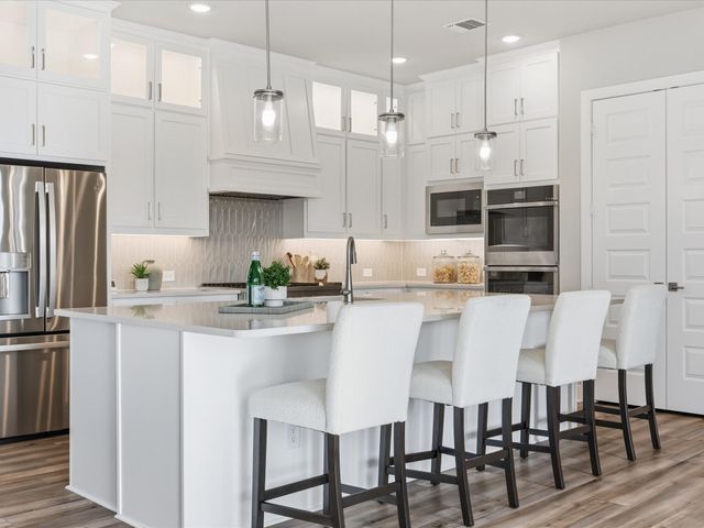 4800 Cypress Thorn Drive, Arlington, TX 76005