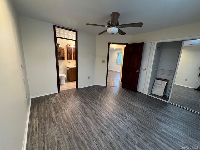 615 Broadway 2, Amityville, NY 11701