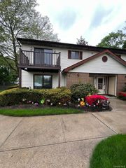 615 Broadway 2, Amityville, NY 11701