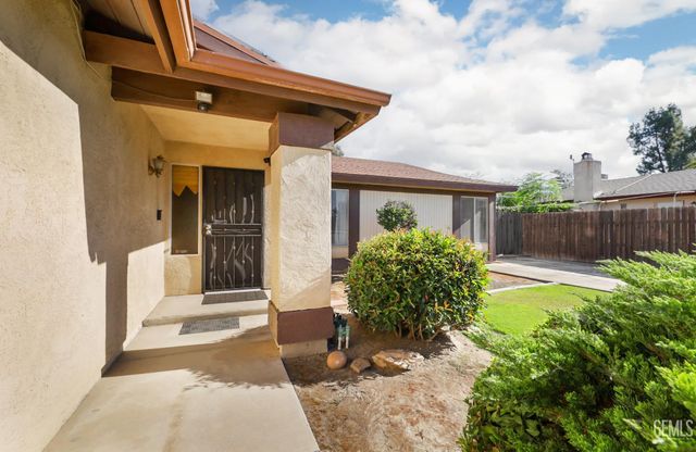 4109 Tyndall Avenue, Bakersfield, CA 93313