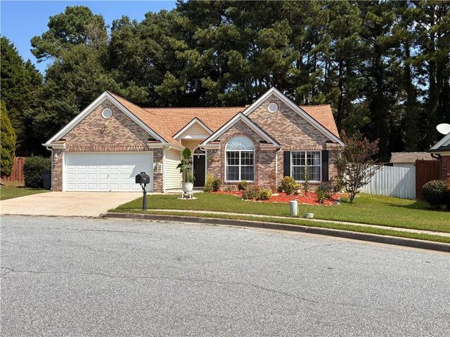2010 Glen Parke Ct, Lawrenceville, GA 30044
