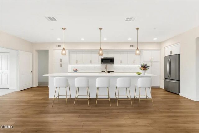 2830 Wagon Wheel Road 304, Oxnard, CA 93036