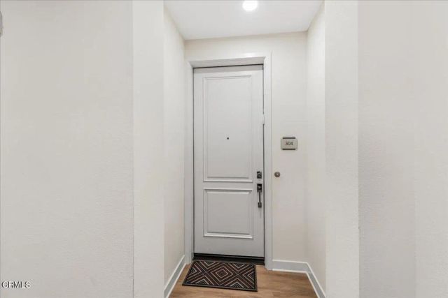 2830 Wagon Wheel Road 304, Oxnard, CA 93036