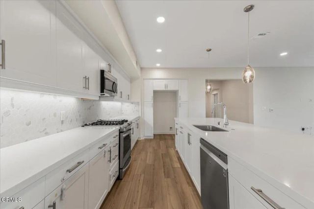 2830 Wagon Wheel Road 304, Oxnard, CA 93036