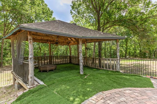 5320 Hidden Court, Garland, TX 75043