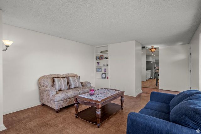 695 E 3950 N, Provo, UT 84604