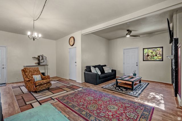 695 E 3950 N, Provo, UT 84604
