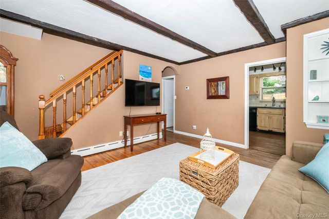 40 Florence Avenue, Dobbs Ferry, NY 10522