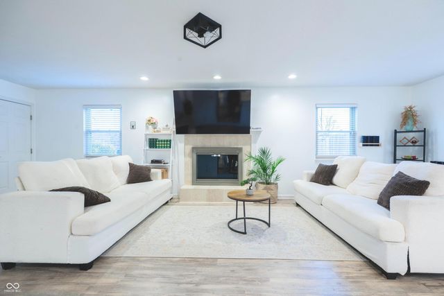 8326 Rock Oak Drive, Indianapolis, IN 46227