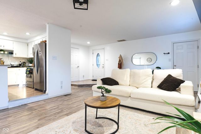 8326 Rock Oak Drive, Indianapolis, IN 46227