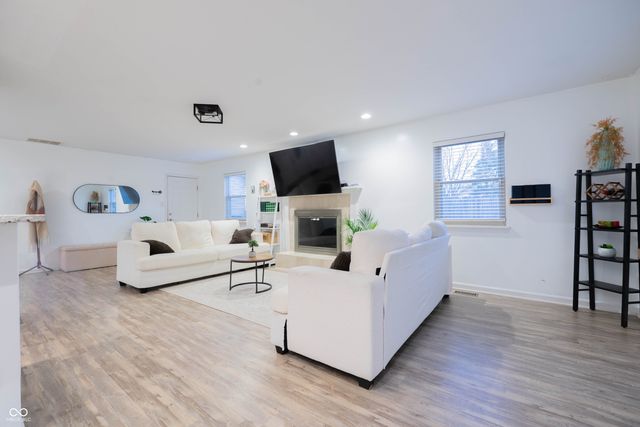 8326 Rock Oak Drive, Indianapolis, IN 46227