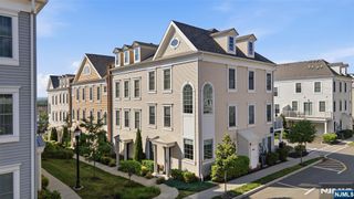 197 Roosevelt Drive, Wood Ridge, NJ 07075