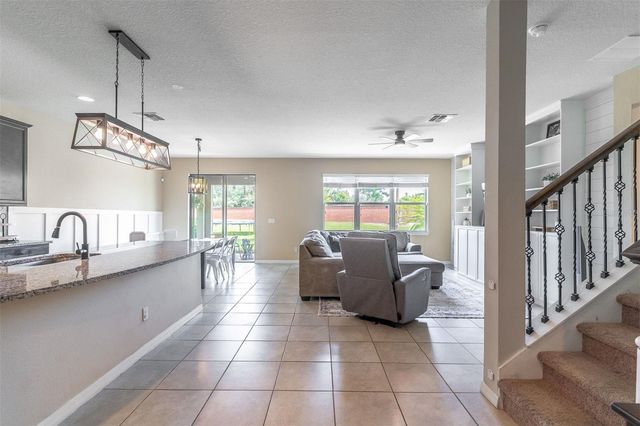 652 BISHOP BAY LOOP, Apopka, FL 32712