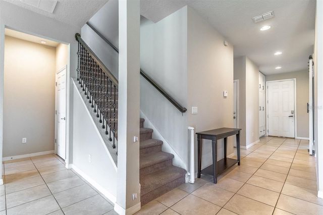 652 BISHOP BAY LOOP, Apopka, FL 32712