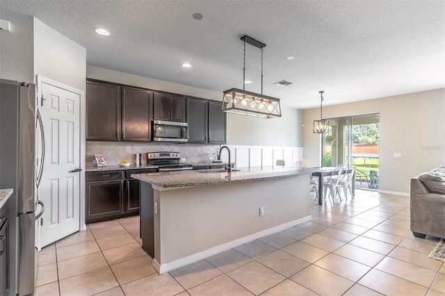 652 BISHOP BAY LOOP, Apopka, FL 32712