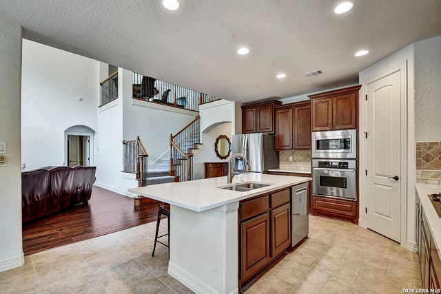 1519 SUN MTN, San Antonio, TX 78258