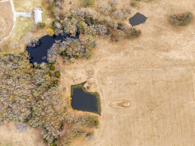299 Sadler Road, Whitesboro, TX 76273