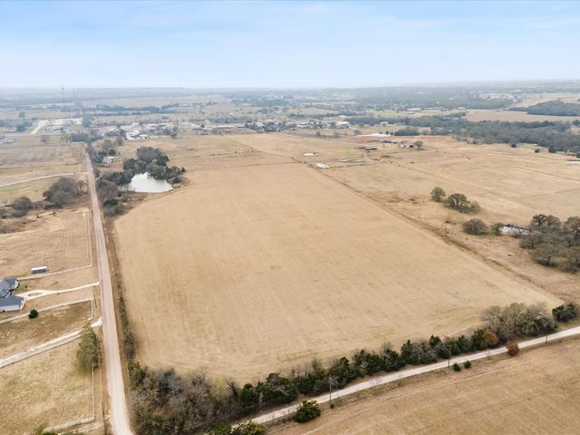 299 Sadler Road, Whitesboro, TX 76273