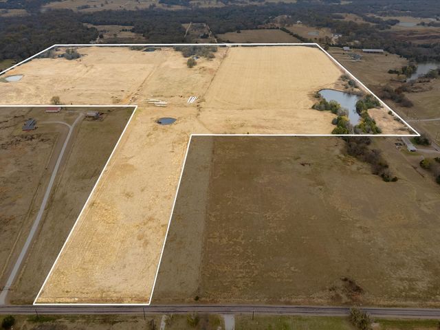 299 Sadler Road, Whitesboro, TX 76273