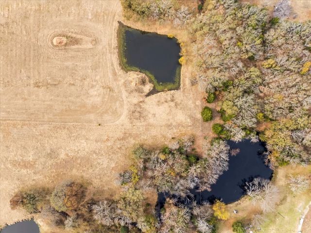 299 Sadler Road, Whitesboro, TX 76273
