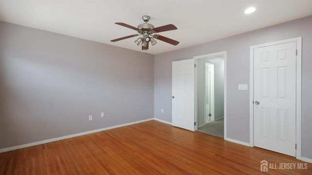 96 Wick Drive, Fords, NJ 08863