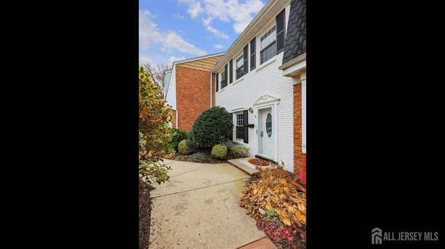 96 Wick Drive, Fords, NJ 08863