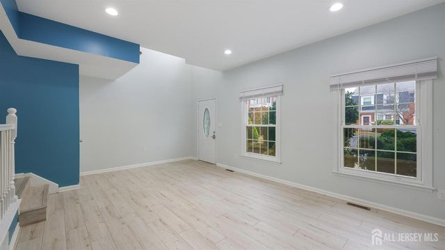 96 Wick Drive, Fords, NJ 08863