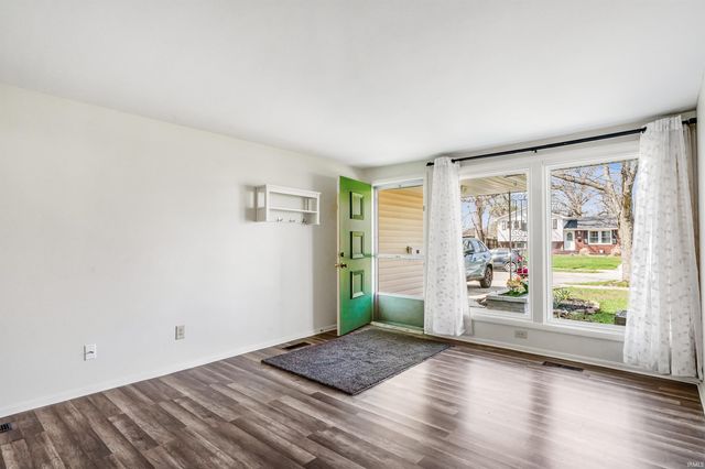 3234 Varsity Lane, Fort Wayne, IN 46805