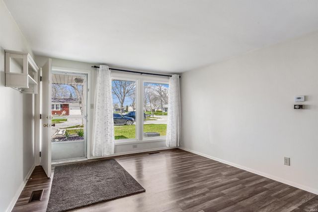 3234 Varsity Lane, Fort Wayne, IN 46805