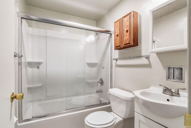 3234 Varsity Lane, Fort Wayne, IN 46805