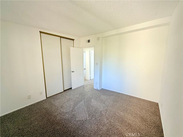 946 W 220th, Torrance, CA 90502