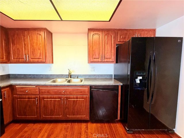 946 W 220th, Torrance, CA 90502