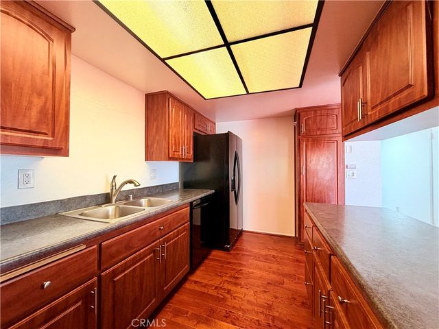 946 W 220th, Torrance, CA 90502