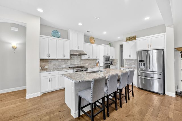 7504 Sabine Drive, Mckinney, TX 75071