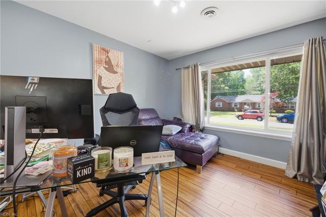 100 Snead Fairway, Portsmouth, VA 23701