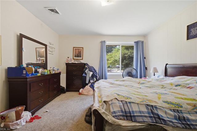 100 Snead Fairway, Portsmouth, VA 23701