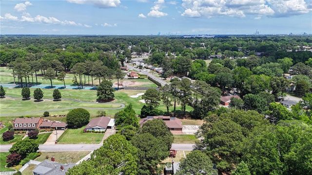 100 Snead Fairway, Portsmouth, VA 23701