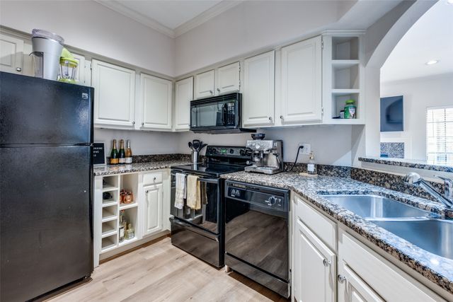 4102 Buena Vista Street 3, Dallas, TX 75204