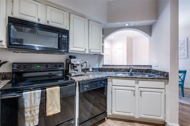 4102 Buena Vista Street 3, Dallas, TX 75204