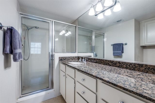 4102 Buena Vista Street 3, Dallas, TX 75204