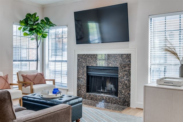 4102 Buena Vista Street 3, Dallas, TX 75204
