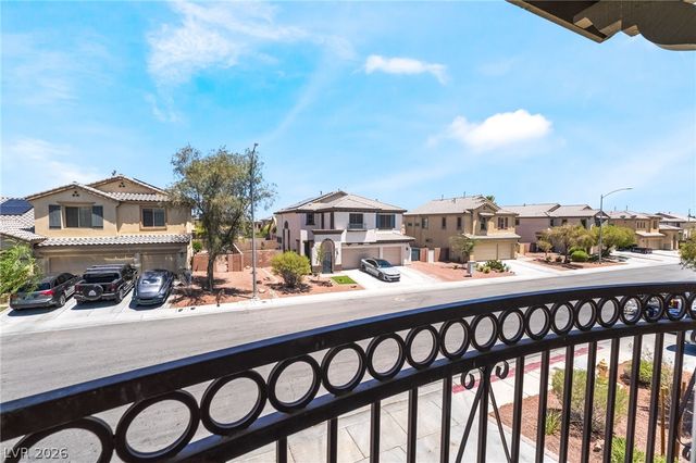 5725 Awakening Street, North Las Vegas, NV 89081