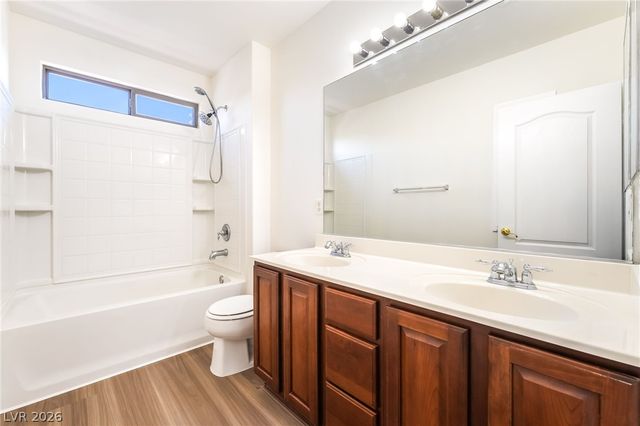 5725 Awakening Street, North Las Vegas, NV 89081