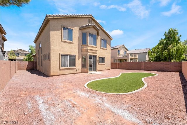 5725 Awakening Street, North Las Vegas, NV 89081