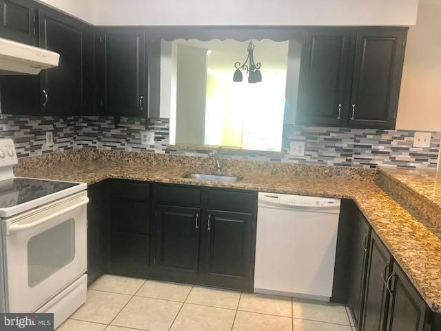 6847 MALTON CT, Centreville, VA 20121